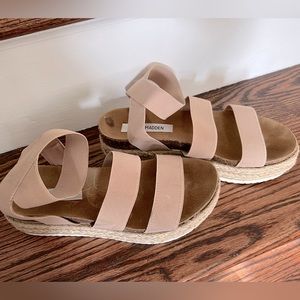 Nude/pink Steve Madden Sandals
